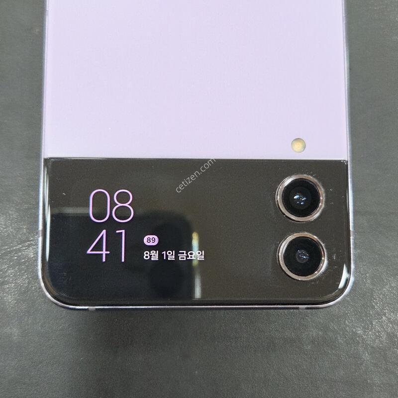 �ø�4 ���� 256GB �Ǹ��մϴ�.