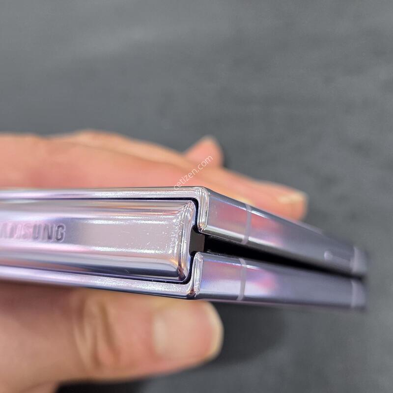 �ø�4 ���� 256GB �Ǹ��մϴ�.