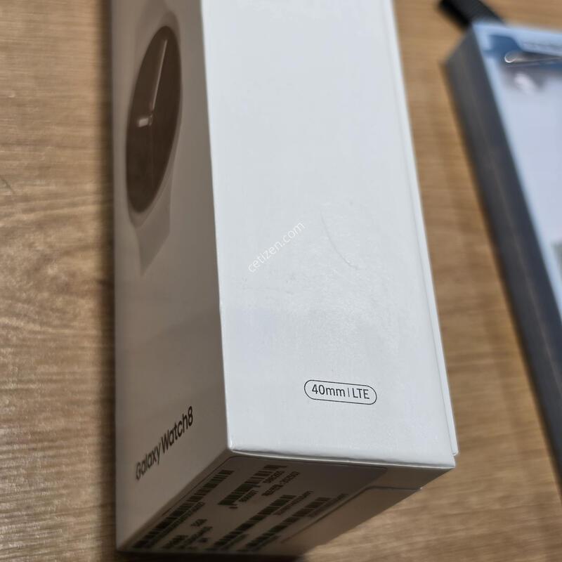 �����ÿ�ġ8 40mm lte �ܼ����� �˴ϴ�