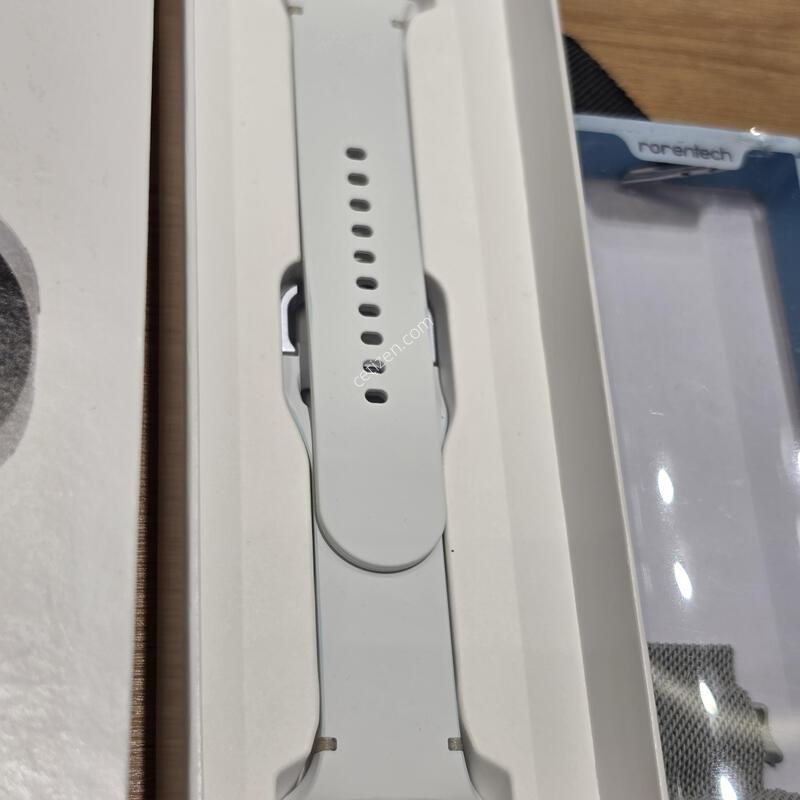 �����ÿ�ġ8 40mm lte �ܼ����� �˴ϴ�