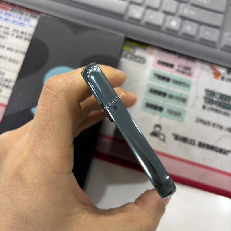 ������ S22 �׸� ���� �Ｚ �ü��� ��ǰ �Ǹ��մϴ�.