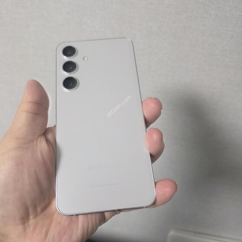 ������ S24 ���� �׷��� 512�Ⱑ SS�� �Ⱦƿ�~