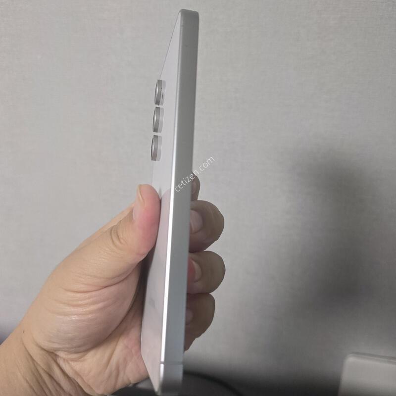 ������ S24FE �׷��� 256�Ⱑ SS�� �Ⱦƿ�~