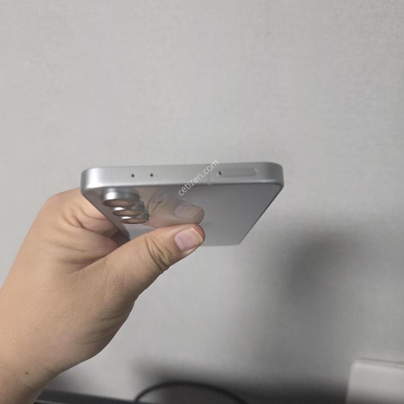 ������ S24FE �׷��� 256�Ⱑ SS�� �Ⱦƿ�~