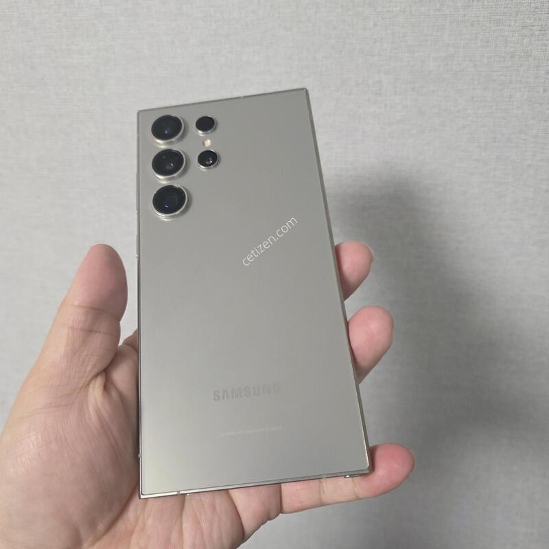 ������ S24��Ʈ�� ƼŸ�� �׷��� 256�Ⱑ SS�� �Ⱦƿ�~