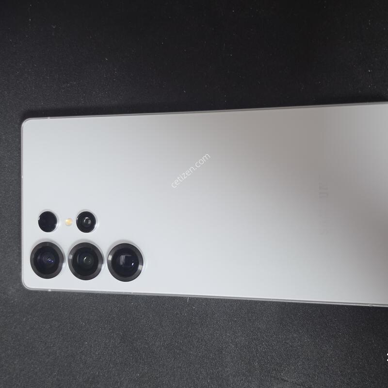 ������ S25 ��Ʈ�� 512G Aa�� �Ǹ��մϴ�.