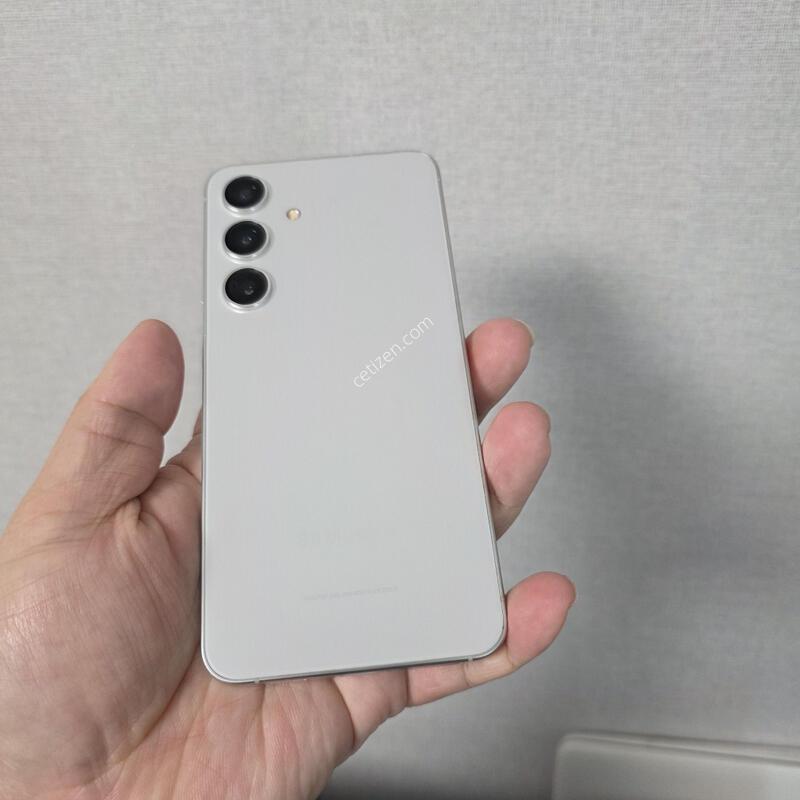 ������ S24 ���� �׷��� 512�Ⱑ SS�� �Ⱦƿ�~