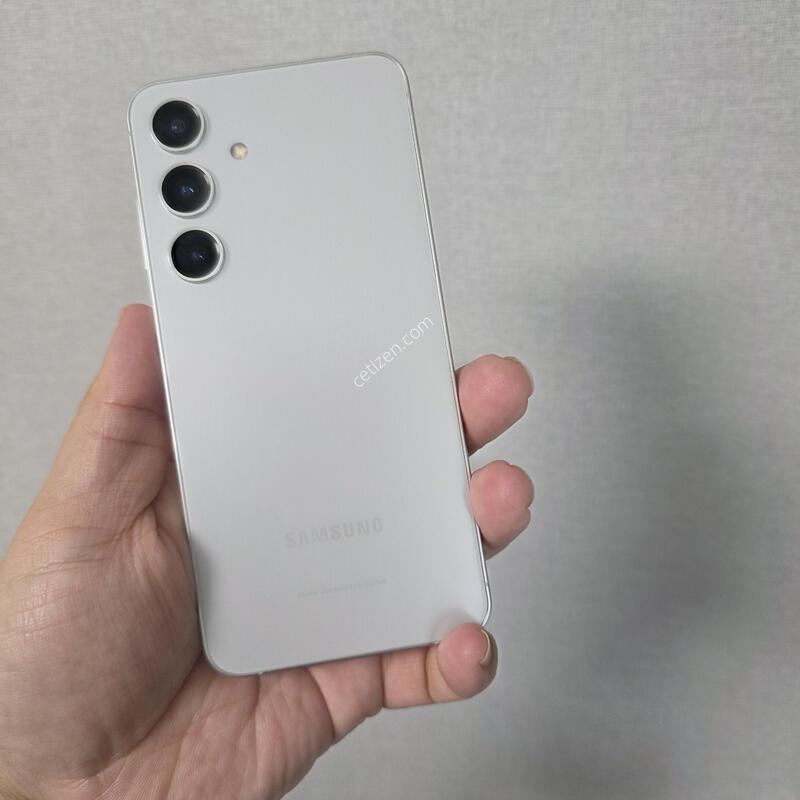 ������ S24 ���� �׷��� 256�Ⱑ SS�� �Ⱦƿ�~