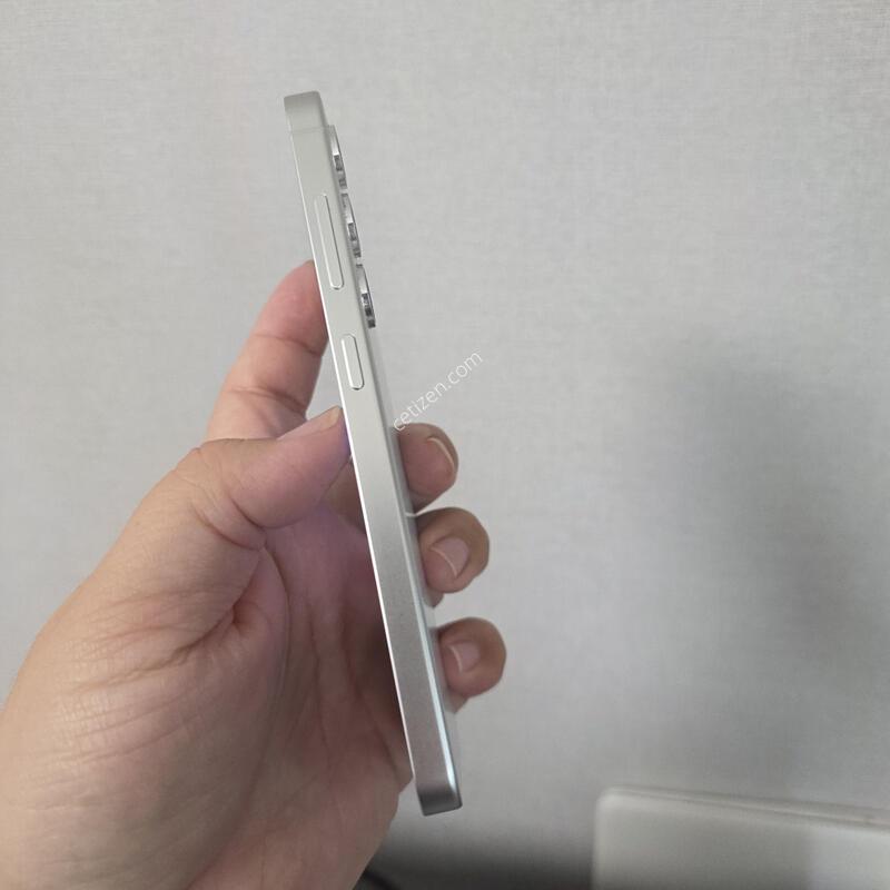 ������ S24 ���� �׷��� 256�Ⱑ SS�� �Ⱦƿ�~