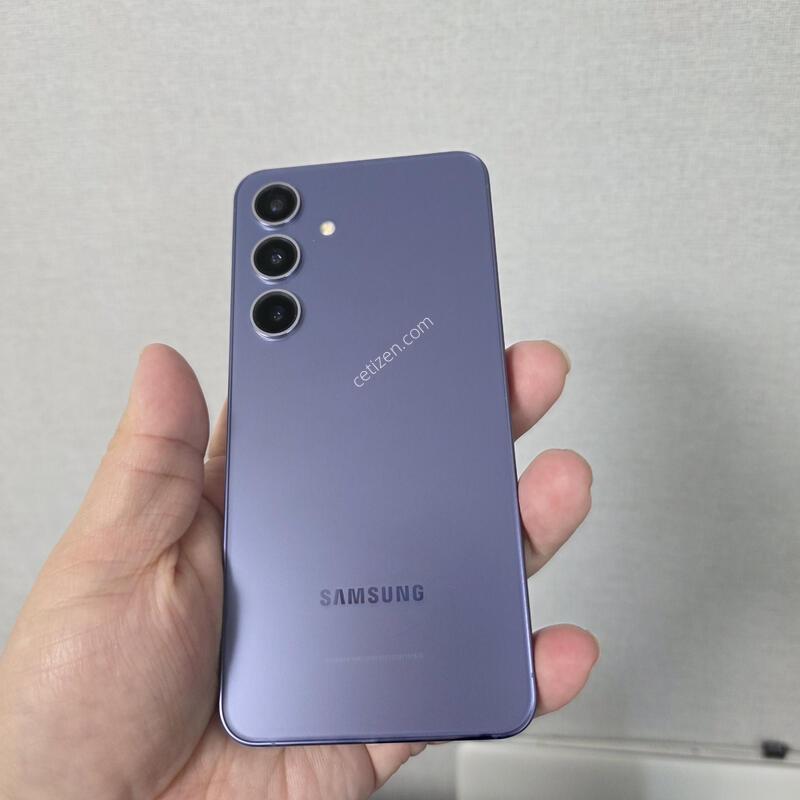 ������ S24 �ڹ�Ʈ ���̿÷� 256�Ⱑ SS�� �Ⱦƿ�~