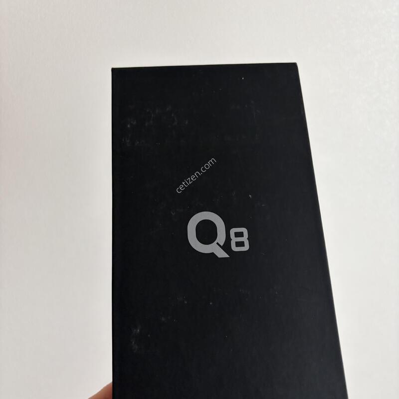 LG Q8 �̰���(������ǰ)