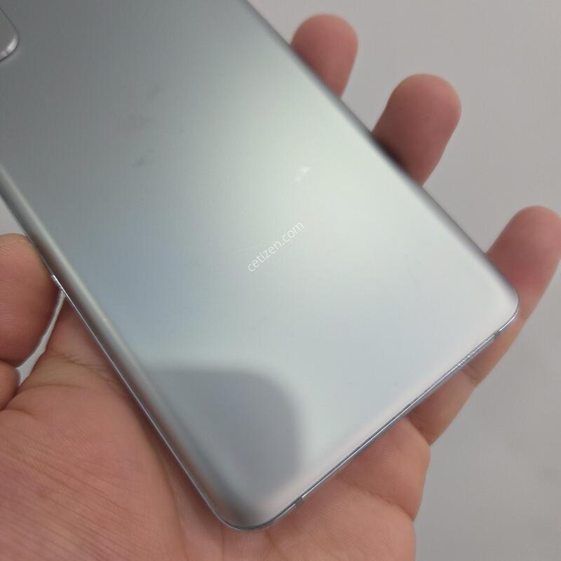 ������ S21 �÷��� 256GB �ǹ�