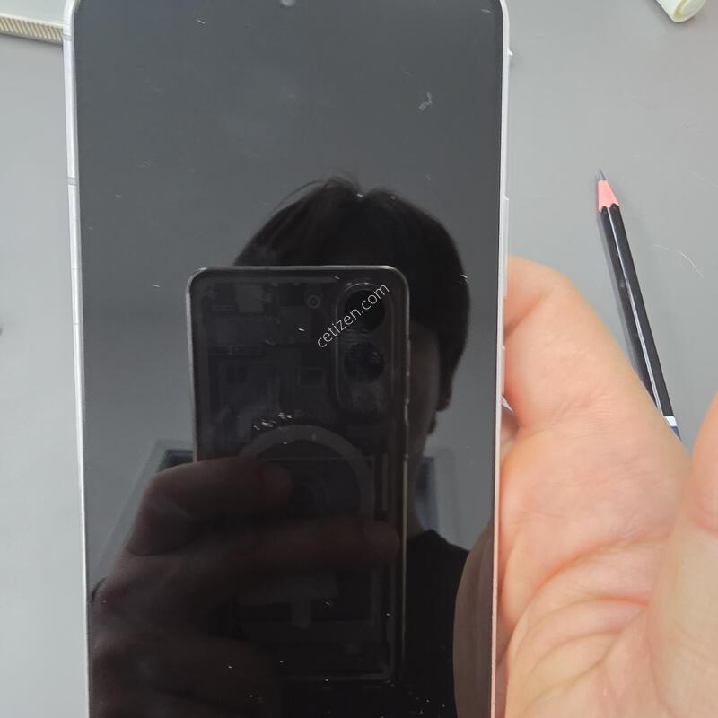 (2124)������s22�÷��� 256 �Ǹ��մϴ�