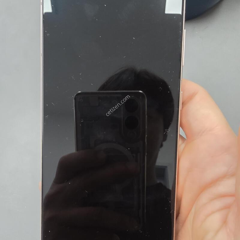 (1678)������s21�÷��� 256 �Ǹ��մϴ�