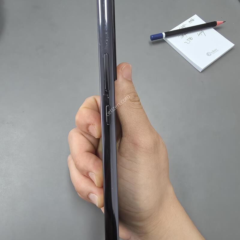 (2142)������s22�÷��� 256 �Ǹ��մϴ�