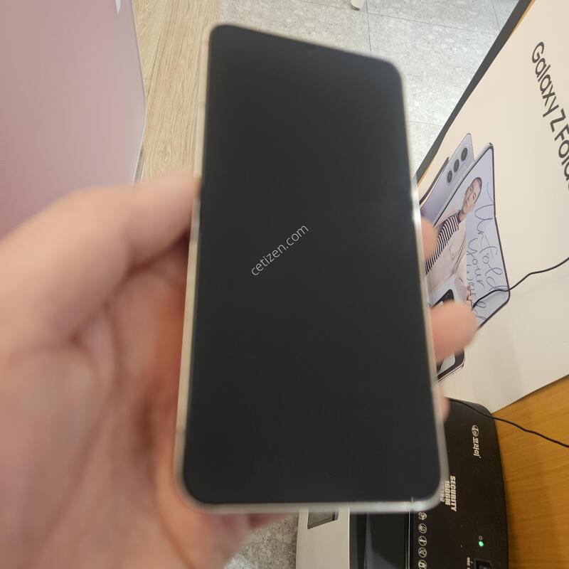 ������ S22 ��ũ256�Ⱑ s�� �Ⱦƿ�~