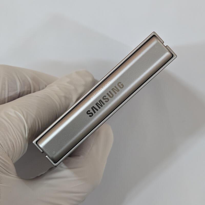 ������ Z�ø�6 256GB �׷��� 73848