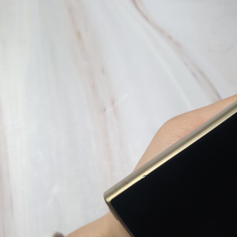 KT ������ S24��Ʈ�� ƼŸ�����ο� 512G A�� �Ǹ��մϴ�