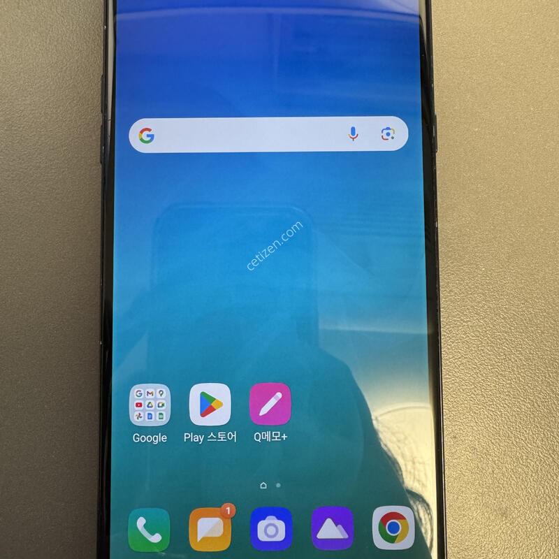 LG Q8 ����
