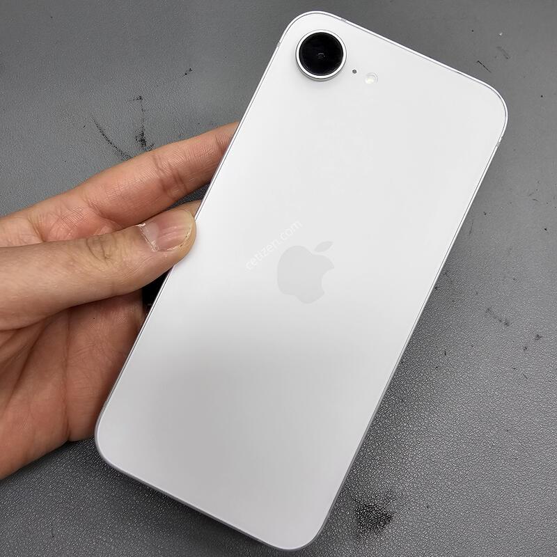 ���� ������16e 128GB ȭ��Ʈ ���͸�ȿ��97% A�� �������� ���ܻ� �߰��� ~!