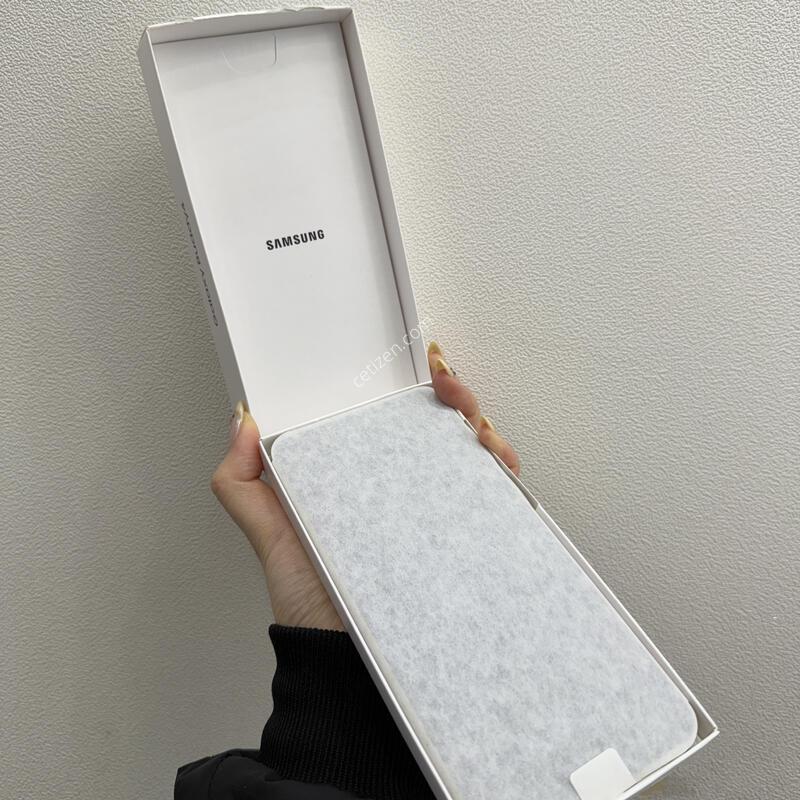 ������ ����4 ���