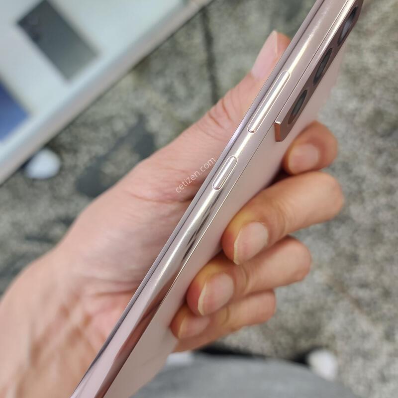 ������S22 256�Ⱑ �ڱ��� ������ AA��(�ܻ���� �����^^)