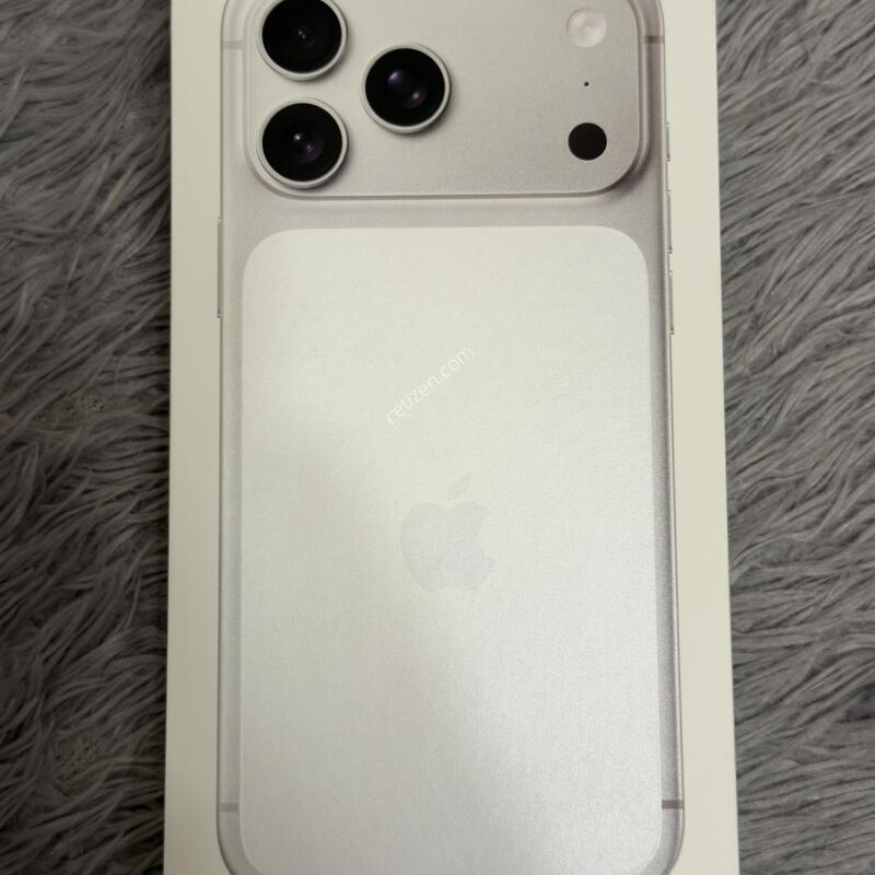 ������17���θƽ� 256G �ܼ����� �̻�� �ǹ� �˴ϴ�