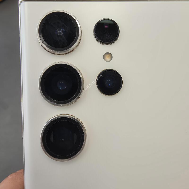 (5051)������s23��Ʈ�� 256 �Ǹ��մϴ�