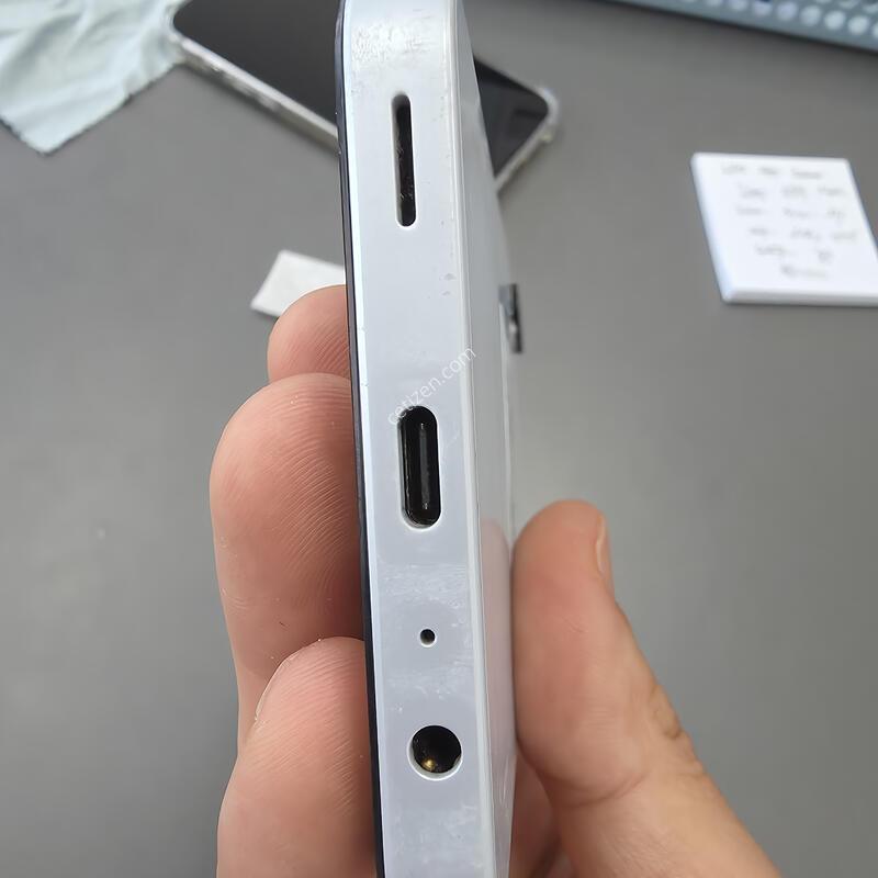 (883)�����ù���3 128 �Ǹ��մϴ�