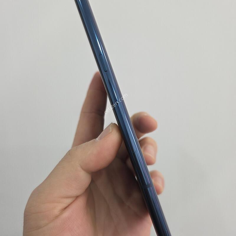 LG V40 128GB ����