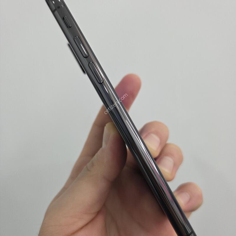 ������ XS 256GB ���� ���͸�85%