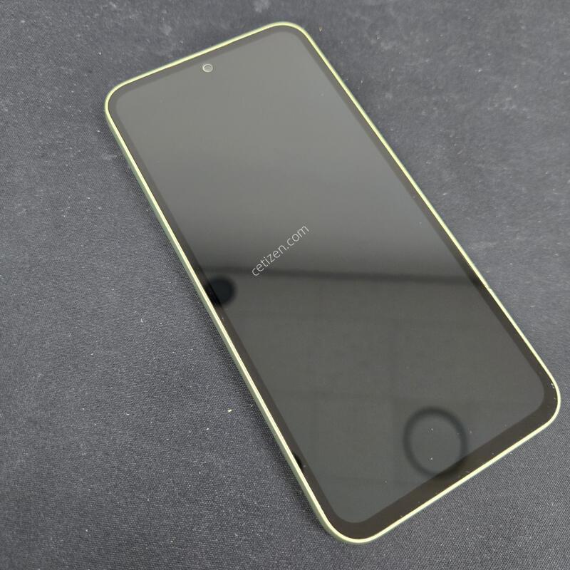 ������ ����4  ��� ���� 128GB �����ϰ��Ǹ��մϴ�