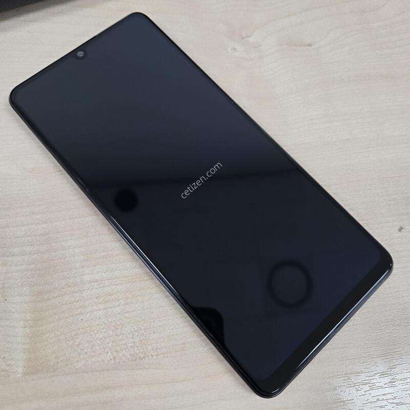 SSS�� ������ A42 (A426) ���� 128GB ���� ��û ���ƿ�