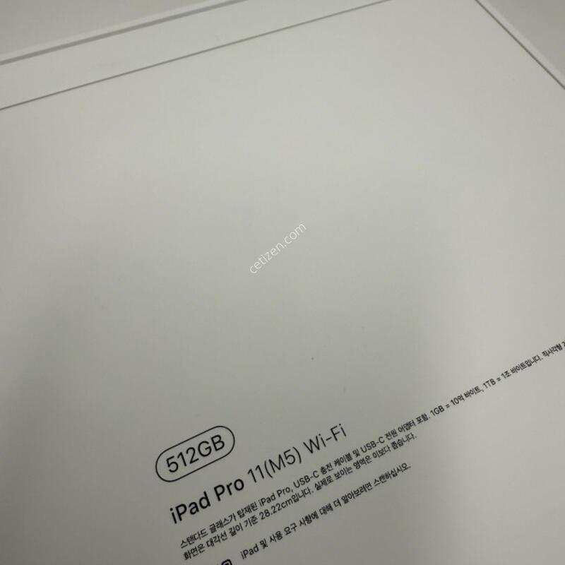 �̰��� �����е�����11��ġM5 512GB �Ǹ��մϴ�.