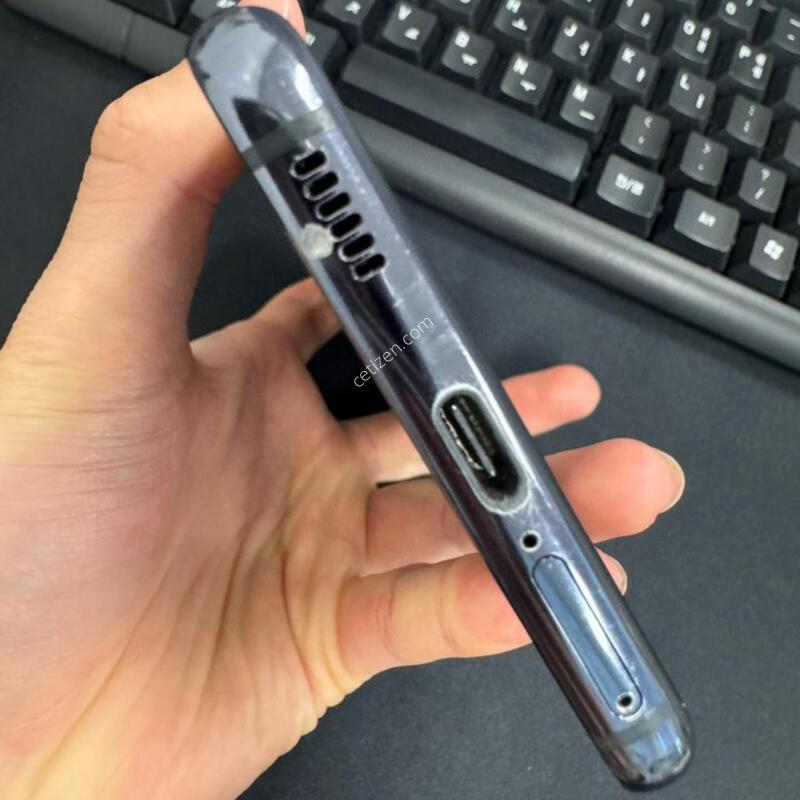 ������ s21