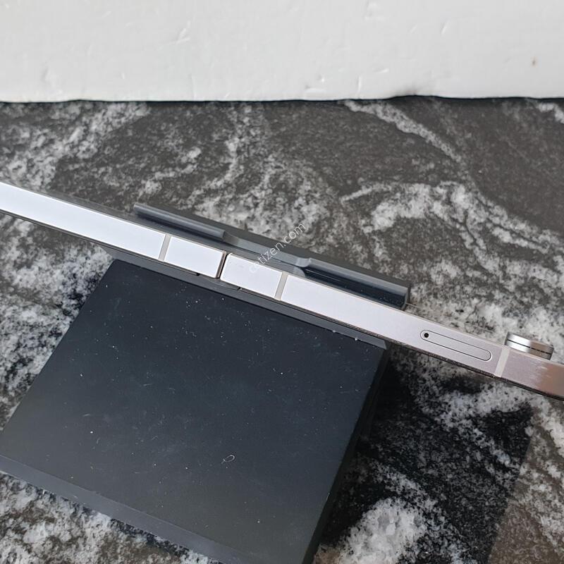 SK ������Z�ø�6 (F741N) �ǹ� 256�Ⱑ (0235070)