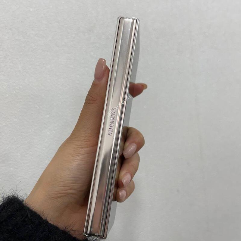 ���ܻ�)������Z����4 ������ 256GB Y1700