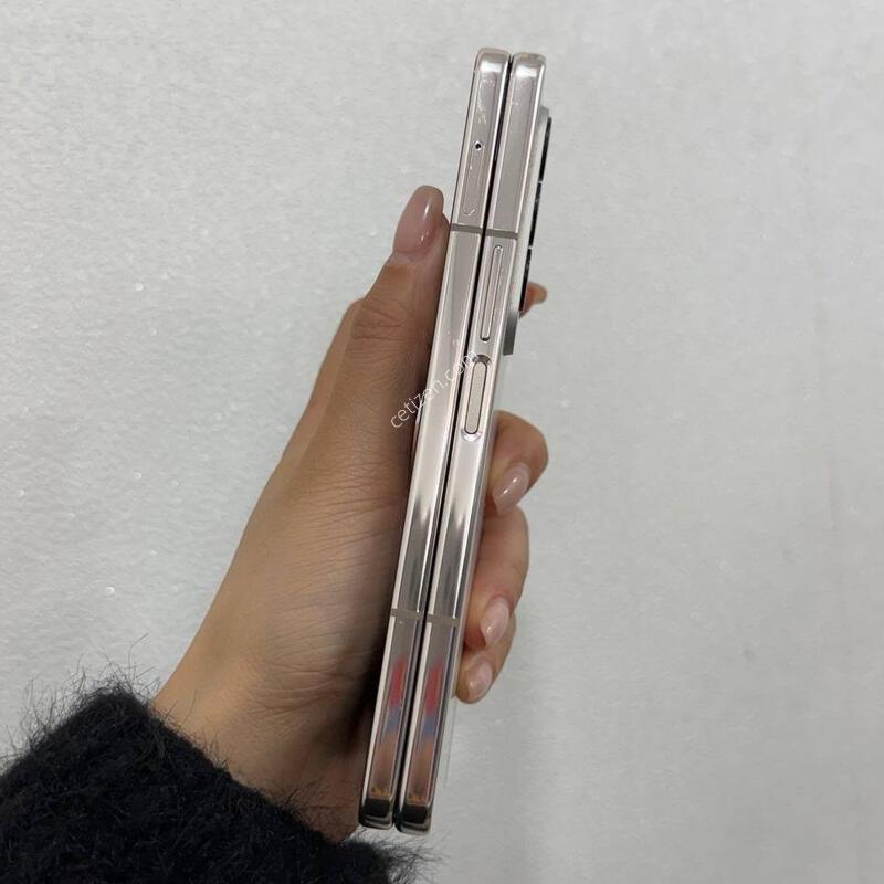 ���ܻ�)������Z����4 ������ 256GB Y1700