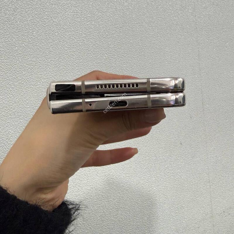 ���ܻ�)������Z����4 ������ 256GB Y1700