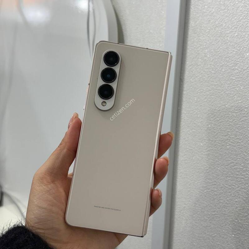 ���ܻ�)������Z����4 ������ 256GB Y1700