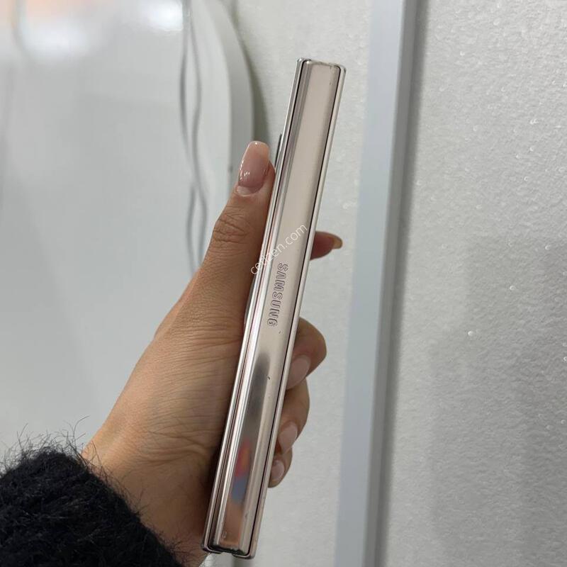 ���ܻ�)������Z����4 ������ 256GB Y1700