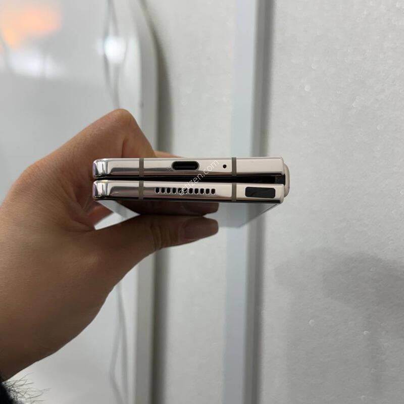 ���ܻ�)������Z����4 ������ 256GB Y1700