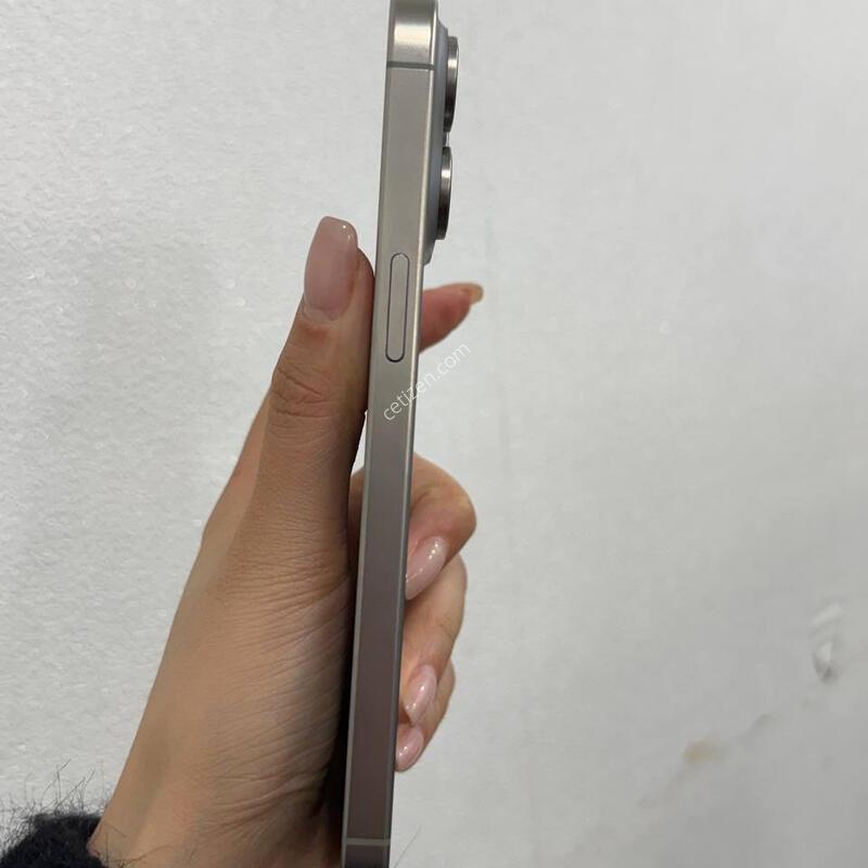 ������15���θƽ� ���߷� 256GB/86% Y1708