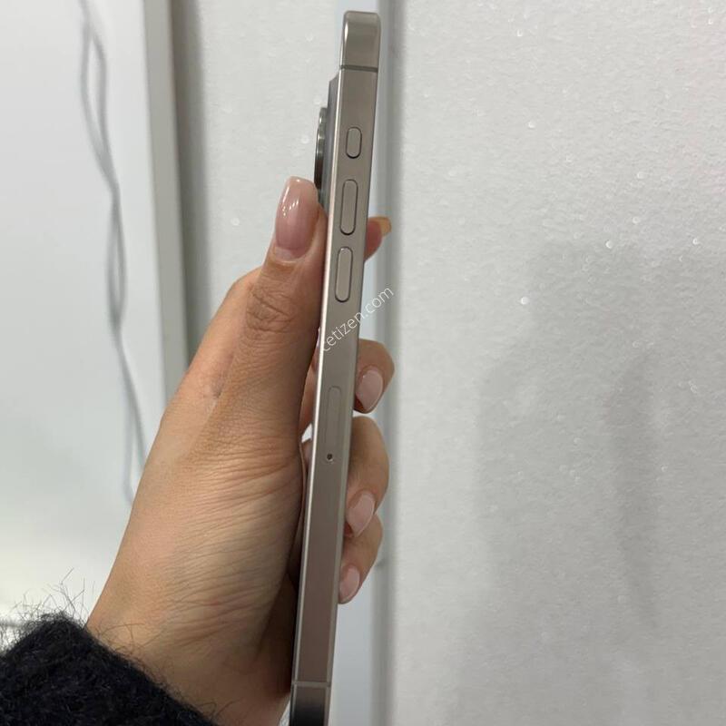 ������15���θƽ� ���߷� 256GB/86% Y1708