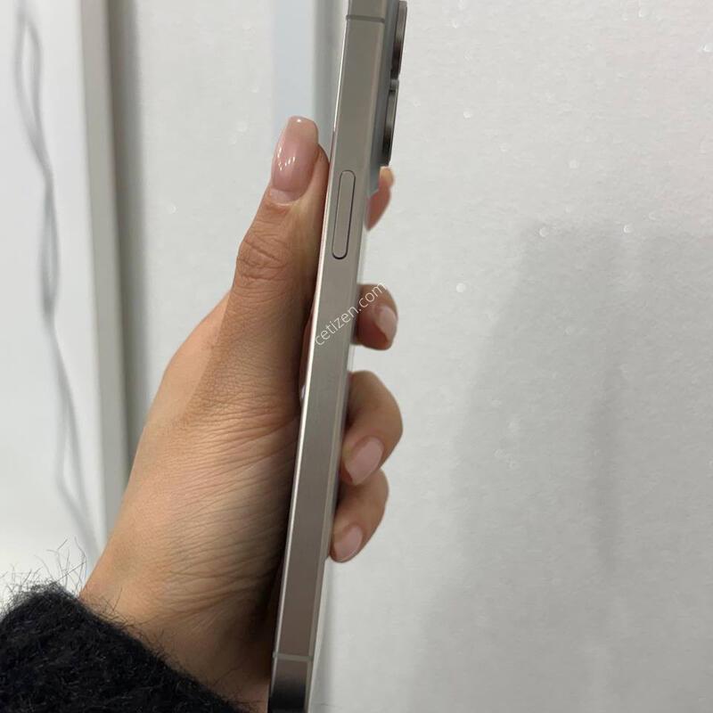 ������15���θƽ� ���߷� 256GB/86% Y1708