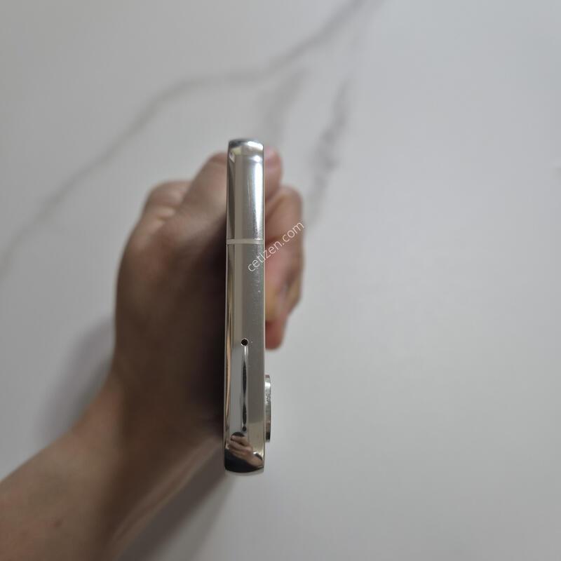 ������S23 SKT��