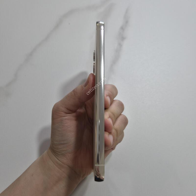 ������S23 SKT��