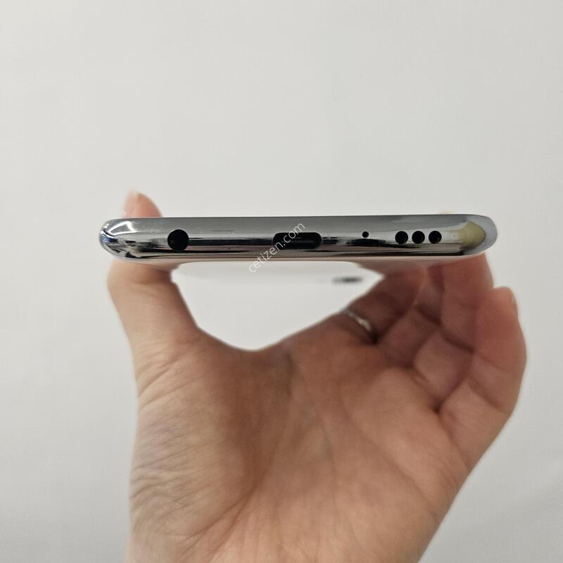 LG Q920 / A�� / 4-8