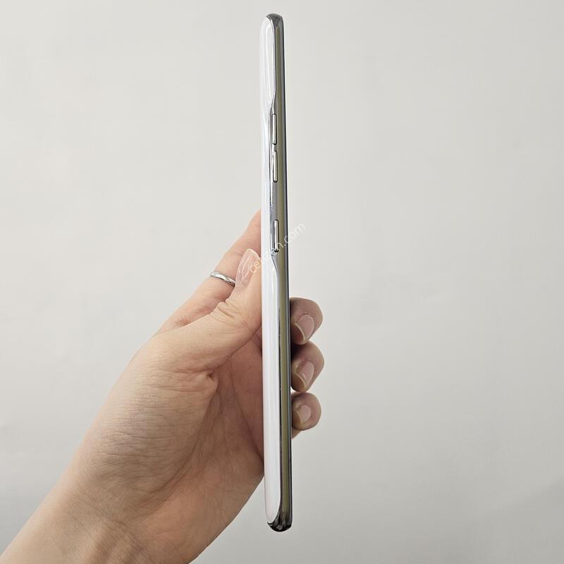 LG Q920 / A�� / 4-8