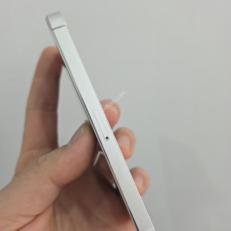 ������ 5S 16GB �ǹ� ���͸���ü